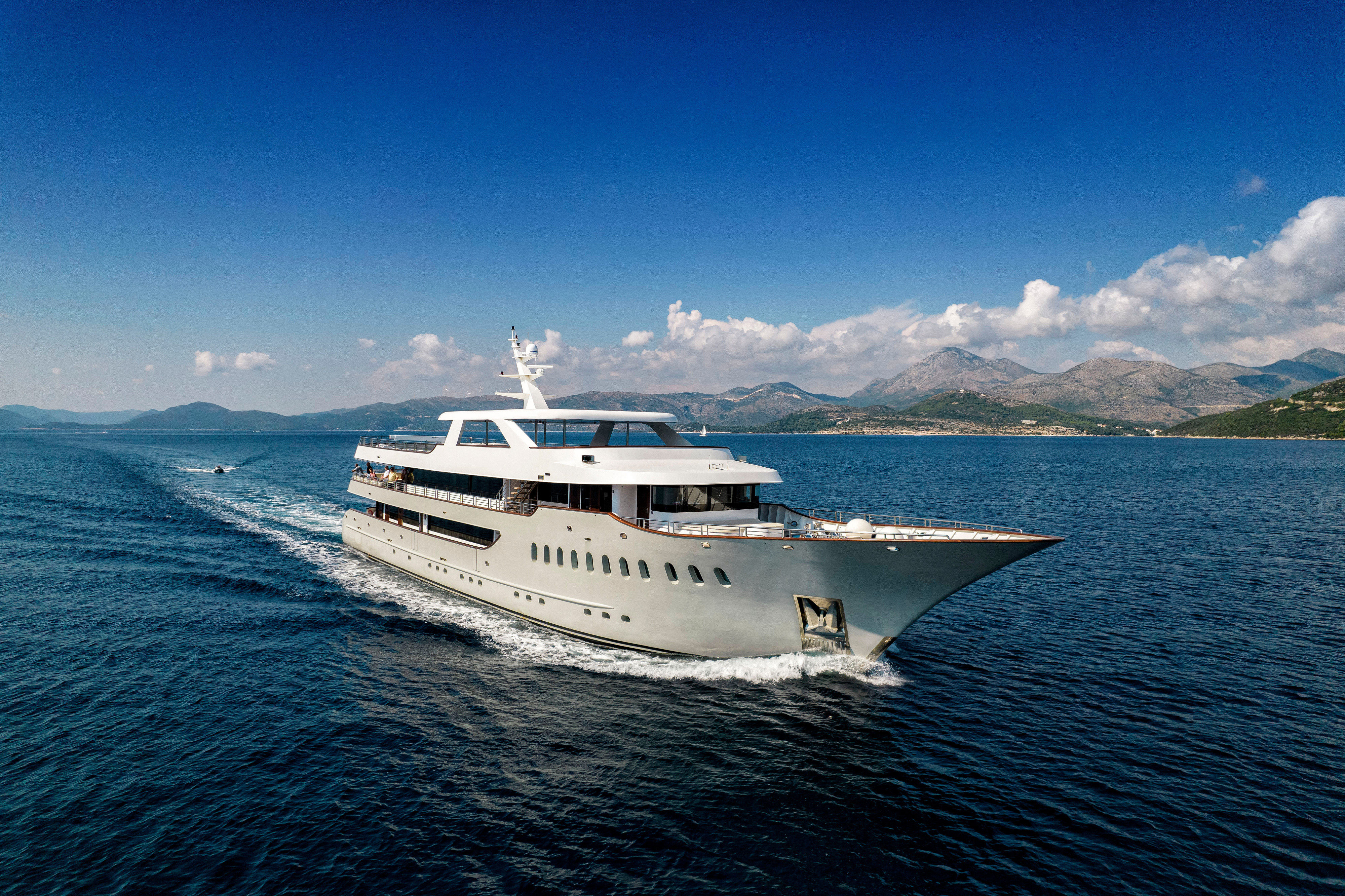 USSキッチワケ, ケイマン諸島のダイブクルーズ - LiveAboard.com